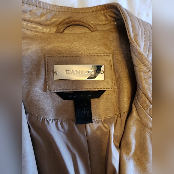 Danier Bomber Jacket - Picture 2 of 2